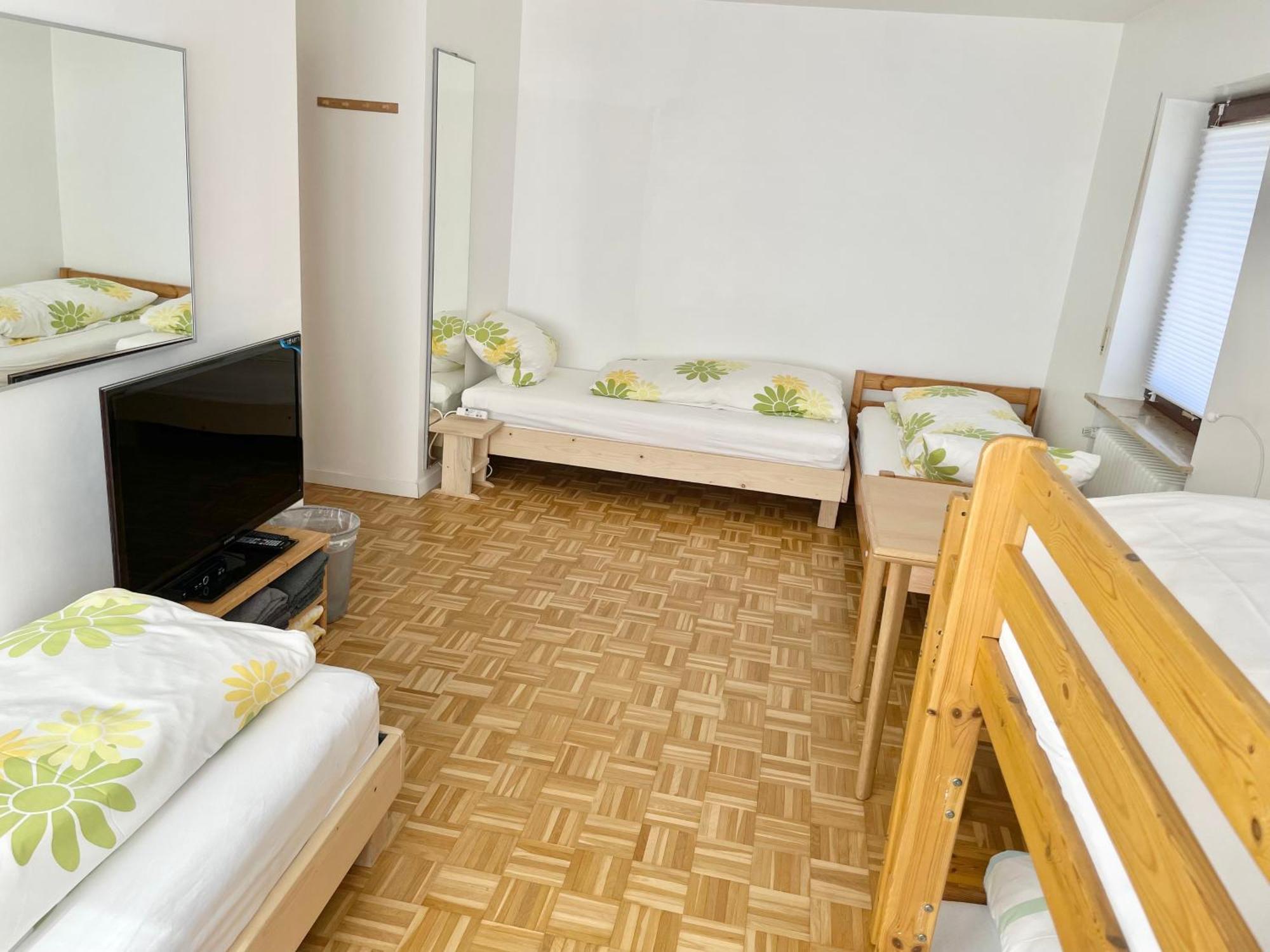 Familienzimmer Neumarkt in der Oberpfalz Buitenkant foto